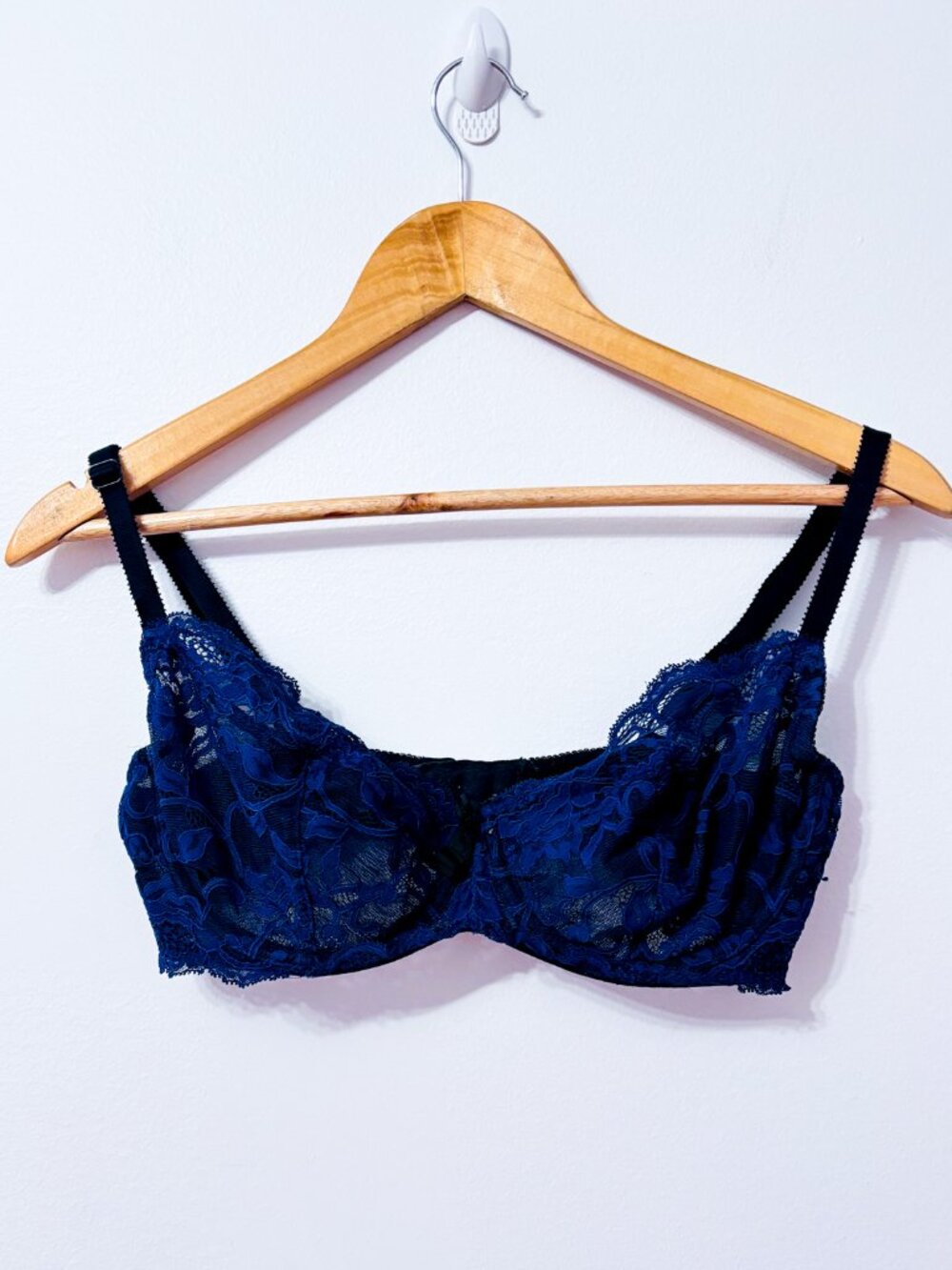 VICTORIA'S SECRET Blue Floral Lace Unlined Underwire Demi Bra Size 36D